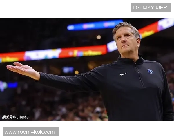 芬奇分析对手无球跑动致我队被动外线防守表现不佳需改进