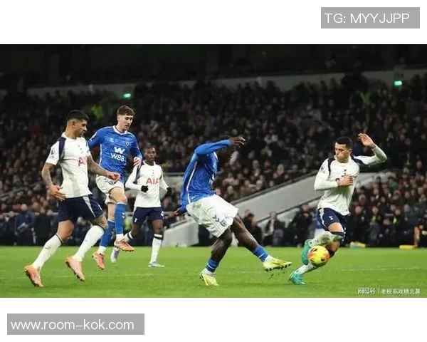 热刺主帅弗兰克点评桑德兰战平表现良好但机会把握不足